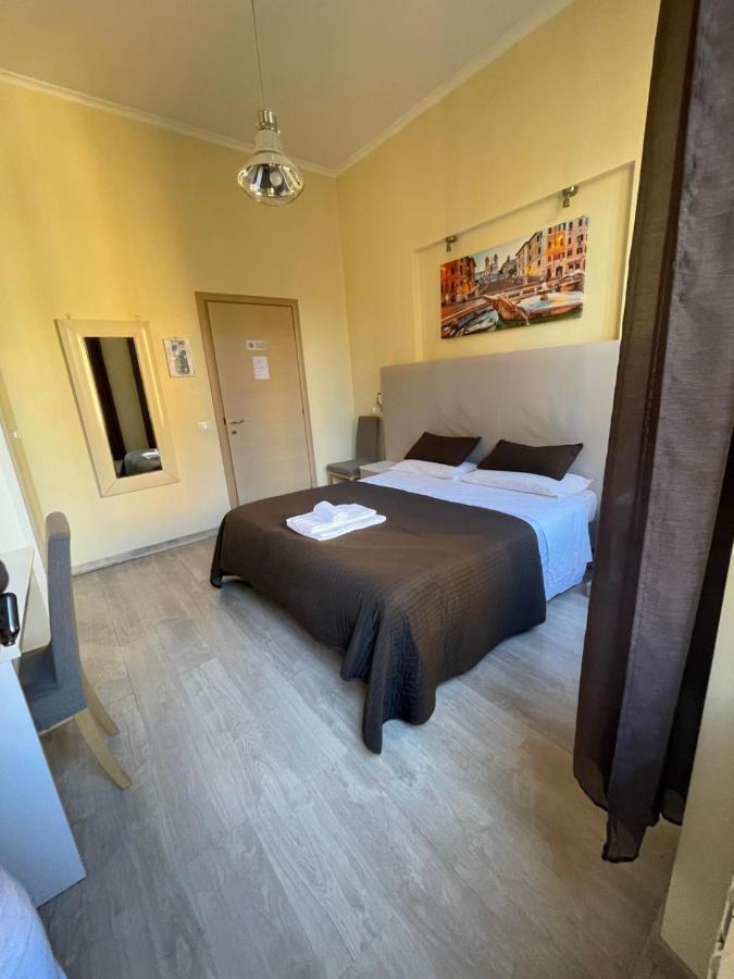 Home 57 Relais Рим Экстерьер фото