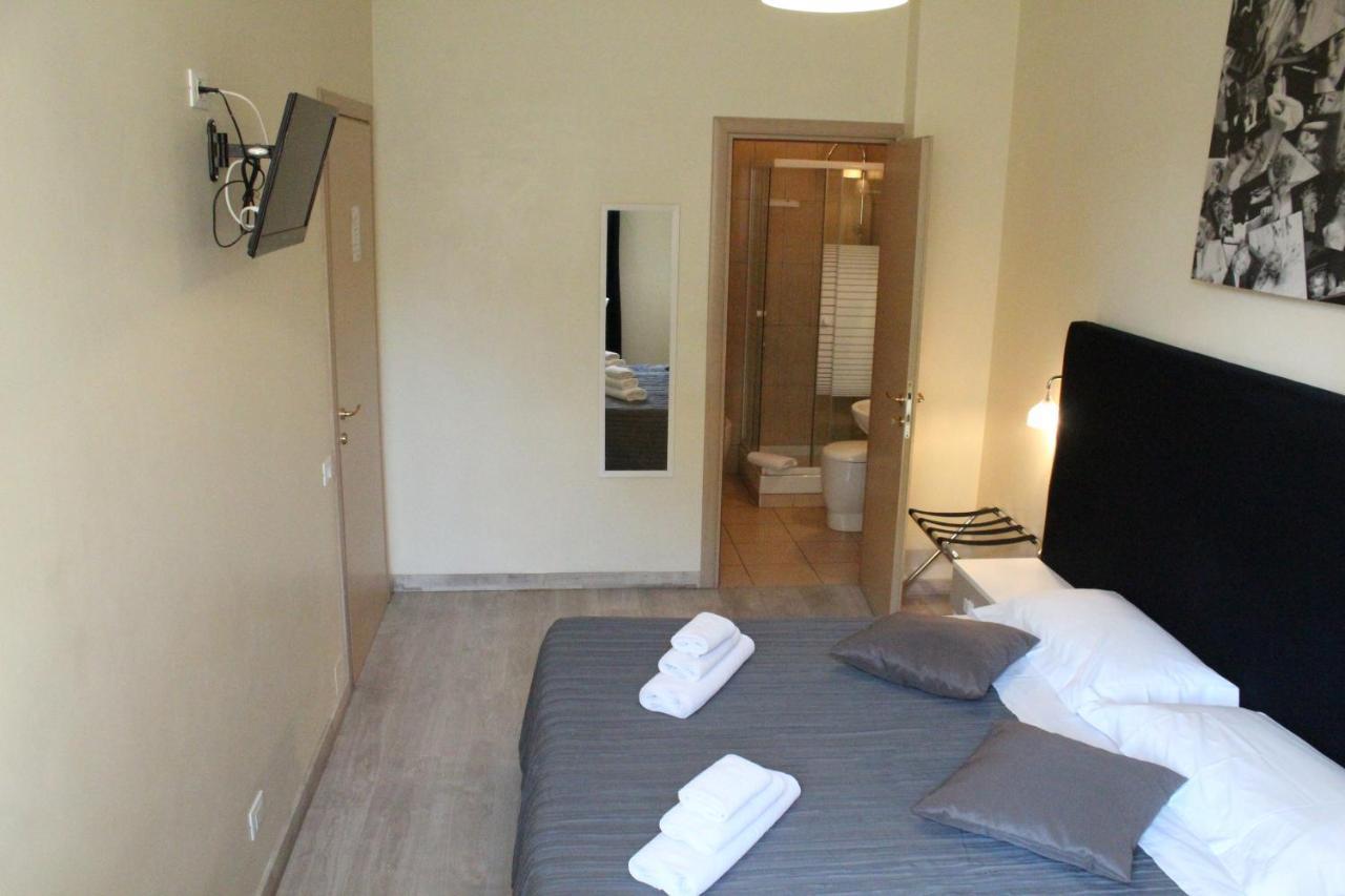 Home 57 Relais Рим Экстерьер фото